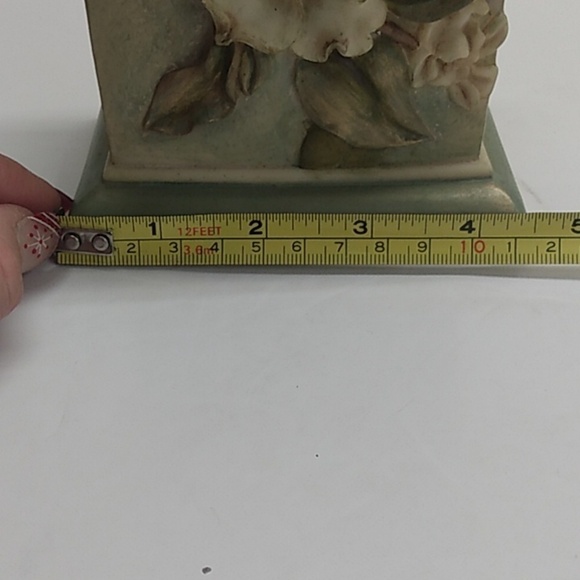 Sankyo clock size 7"t 4 1/2"w 3d light green - Picture 7 of 8